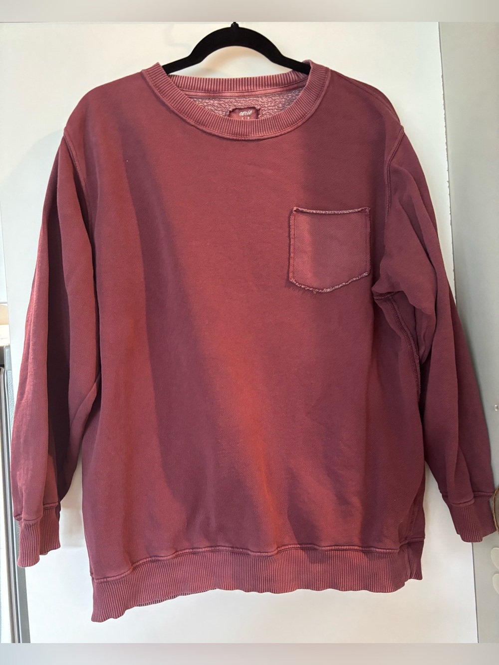 Aerie Everyday Pocket Sweatshirt, maroon crewneck pullover distressed size S